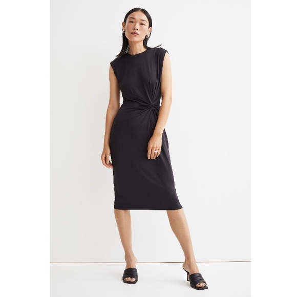 H&M Dresses & Skirts - h & m • draped dress